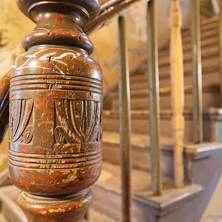 5 Nahe Hauptbahnhof,10 Betten,vollausgestattet,neu Saniert,parkplatz,dachterasse Котбус